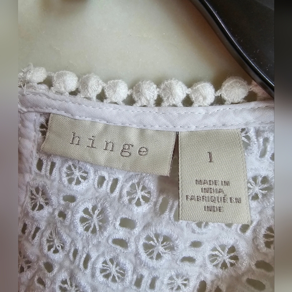 NWOT Hinge white mixed lace top size 1 - Picture 12 of 12
